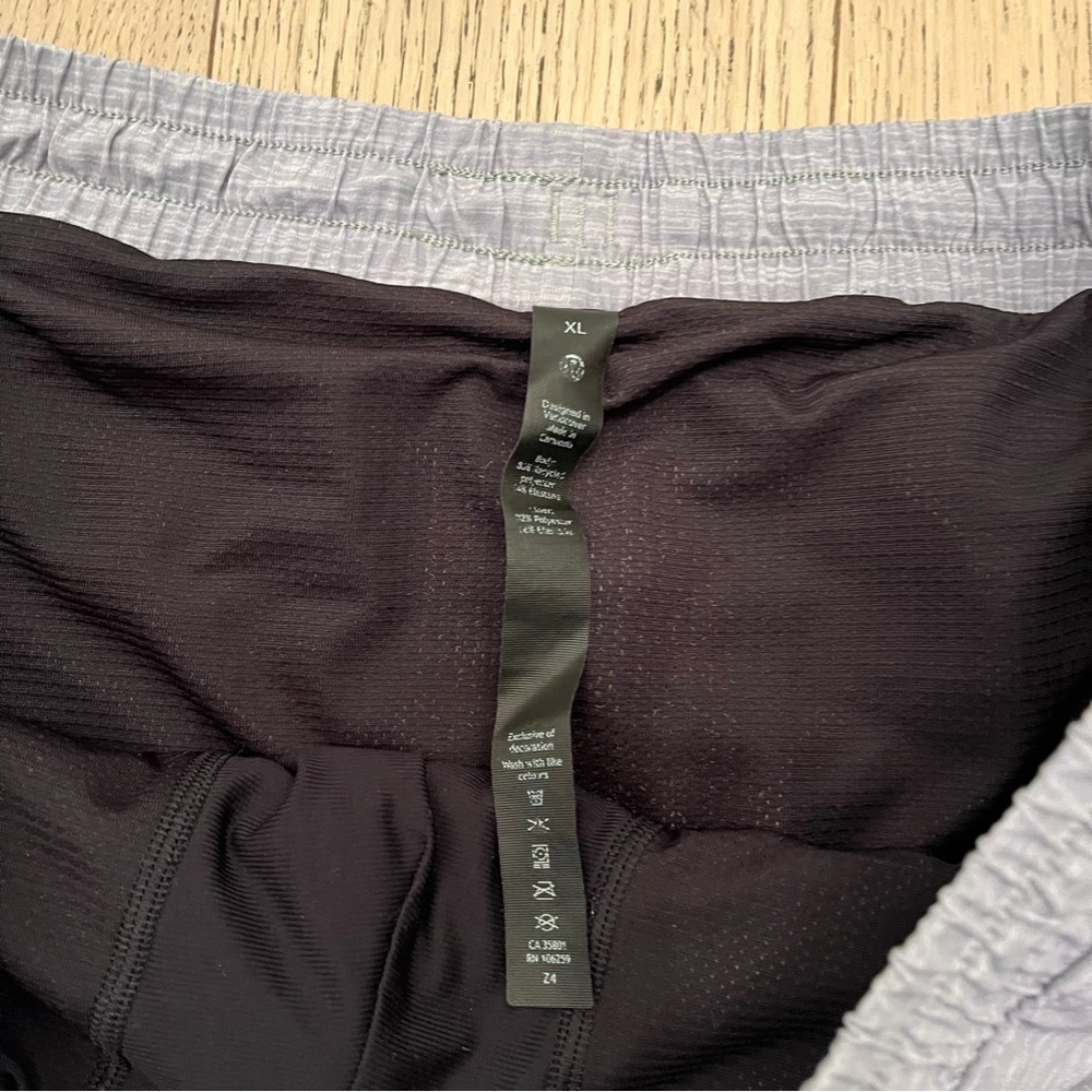 lululemon athletica | Shorts I Lululemon Athletic Shorts Grey size XL Lined - Picture 6 of 10
